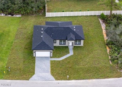 Stunning New Construction Home in Sun 'N Lake - 4 Bedrooms, 3 on Sun n Lake Golf and Country Club in Florida - for sale on GolfHomes.com, golf home, golf lot