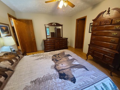 In Beautiful Michaywe find this well maintained 3BR 3BTH on Michaywe Pines Course in Michigan - for sale on GolfHomes.com, golf home, golf lot