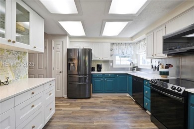 Welcome to 70 Shipyard Dr #135--a beautifully maintained 2BD/2BA on Shipyard Golf Club in South Carolina - for sale on GolfHomes.com, golf home, golf lot