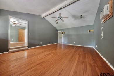 Step inside this charming single-story cottage and discover the on Hide-A-Way Lake Golf Course in Texas - for sale on GolfHomes.com, golf home, golf lot