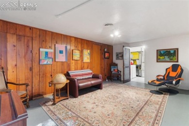 Updated, spacious and charming 1-1/2 story home located near on Patty Jewett Golf Course in Colorado - for sale on GolfHomes.com, golf home, golf lot