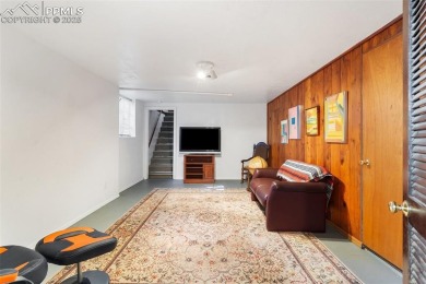 Updated, spacious and charming 1-1/2 story home located near on Patty Jewett Golf Course in Colorado - for sale on GolfHomes.com, golf home, golf lot
