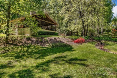 Charming Mountain Retreat Near Lake Tomahawk  Golf Course on Black Mountain Golf Course in North Carolina - for sale on GolfHomes.com, golf home, golf lot