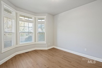Awesome Floor Plan with all bedrooms on main level!  Wonderful on Ridgecrest Golf Course in Idaho - for sale on GolfHomes.com, golf home, golf lot