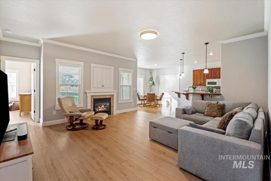 Awesome Floor Plan with all bedrooms on main level!  Wonderful on Ridgecrest Golf Course in Idaho - for sale on GolfHomes.com, golf home, golf lot