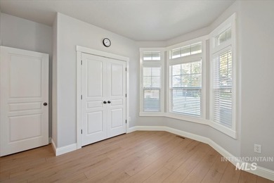 Awesome Floor Plan with all bedrooms on main level!  Wonderful on Ridgecrest Golf Course in Idaho - for sale on GolfHomes.com, golf home, golf lot