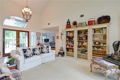 8th fairway vistas Oyster Reef Golf Course. 1-story home w/ on Dolphin Head Golf Club in South Carolina - for sale on GolfHomes.com, golf home, golf lot