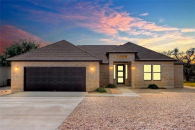 Masterful design and modern luxury are uniquely embodied in this on Vaaler Creek Golf Club in Texas - for sale on GolfHomes.com, golf home, golf lot