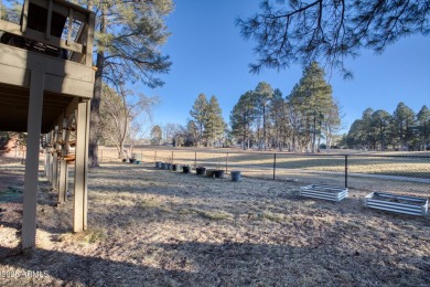 Dreaming of a golf course in your backyard? This Show Low gem is on Bison Golf and Country Club in Arizona - for sale on GolfHomes.com, golf home, golf lot