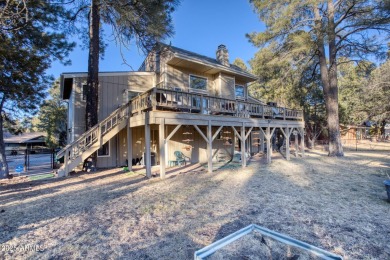 Dreaming of a golf course in your backyard? This Show Low gem is on Bison Golf and Country Club in Arizona - for sale on GolfHomes.com, golf home, golf lot