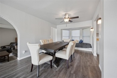 AMAZING TURNKEY LAKEHOUSE! Perfect for full time residence on Twisted Oaks Golf Club in Texas - for sale on GolfHomes.com, golf home, golf lot