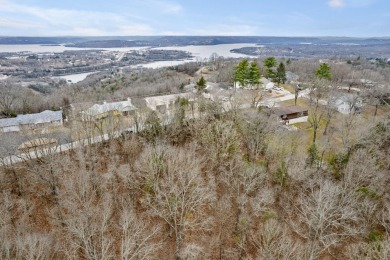 It's a new year, lake close @ Hillcrest Dr! Ready for a new year on Kimberling City Golf Club in Missouri - for sale on GolfHomes.com, golf home, golf lot