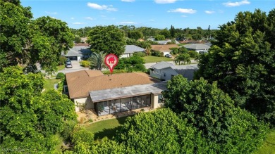 Welcome to this stunning 2 bed + den, 2 bath home in the on Lakewood Country Club in Florida - for sale on GolfHomes.com, golf home, golf lot