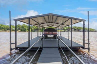 AMAZING TURNKEY LAKEHOUSE! Perfect for full time residence on Twisted Oaks Golf Club in Texas - for sale on GolfHomes.com, golf home, golf lot