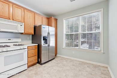 Charming First-Floor Condo in Knob Hill is a Must-See! The on Knob Hill Golf Club in New Jersey - for sale on GolfHomes.com, golf home, golf lot