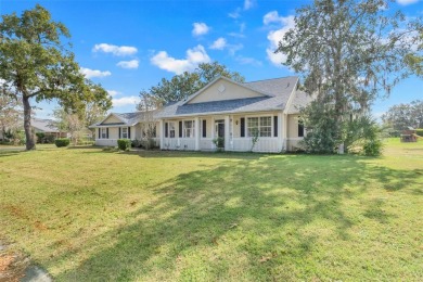 MAJOR PRICE IMPROVEMENT! **MOTIVATED SELLER**

This stunning on Lake Diamond Golf and Country Club in Florida - for sale on GolfHomes.com, golf home, golf lot