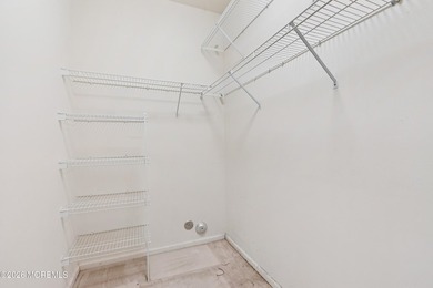 Charming First-Floor Condo in Knob Hill is a Must-See! The on Knob Hill Golf Club in New Jersey - for sale on GolfHomes.com, golf home, golf lot