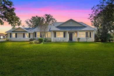 MAJOR PRICE IMPROVEMENT! **MOTIVATED SELLER**

This stunning on Lake Diamond Golf and Country Club in Florida - for sale on GolfHomes.com, golf home, golf lot