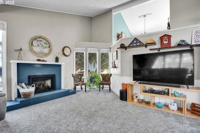 Stunning Golf Course Home with Pool, Workshop, and In-Law on Rock Creek Country Club in Oregon - for sale on GolfHomes.com, golf home, golf lot