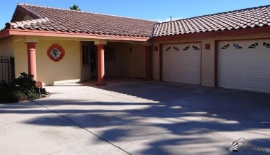Welcome to this charming and move-in-ready 3-bedroom, 2-bathroom on Las Barrancas Golf Course in Arizona - for sale on GolfHomes.com, golf home, golf lot