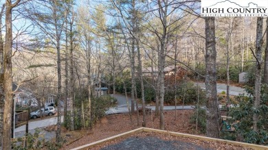 Enjoy all the amenities and beauty of Linville Land Harbor from on Land Harbor Golf Course in North Carolina - for sale on GolfHomes.com, golf home, golf lot