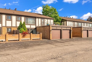 Beautiful second floor condo with amazing views of the sprawling on St. Clair Shores Country Club in Michigan - for sale on GolfHomes.com, golf home, golf lot