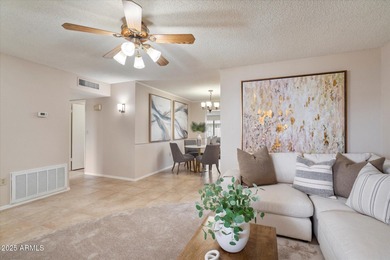 Beautifully updated townhome ideally located near all that Sun on Sun City South Golf Course in Arizona - for sale on GolfHomes.com, golf home, golf lot