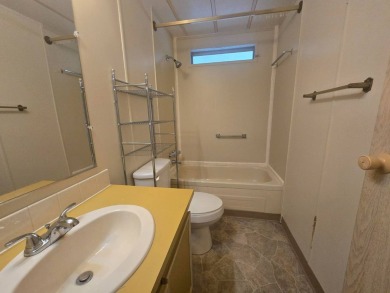 Charming & Renovated 2-Bedroom, 2-Bath Double-Wide in Vibrant on Vista Plantation Golf Club in Florida - for sale on GolfHomes.com, golf home, golf lot