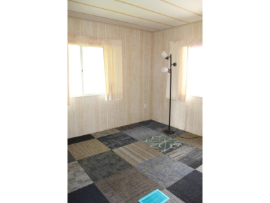 Charming & Renovated 2-Bedroom, 2-Bath Double-Wide in Vibrant on Vista Plantation Golf Club in Florida - for sale on GolfHomes.com, golf home, golf lot