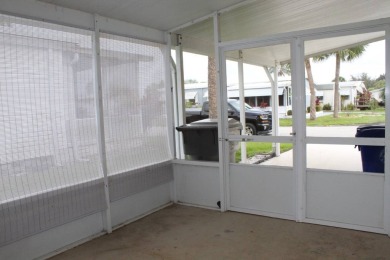 Charming & Renovated 2-Bedroom, 2-Bath Double-Wide in Vibrant on Vista Plantation Golf Club in Florida - for sale on GolfHomes.com, golf home, golf lot