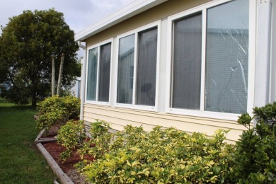 Charming & Renovated 2-Bedroom, 2-Bath Double-Wide in Vibrant on Vista Plantation Golf Club in Florida - for sale on GolfHomes.com, golf home, golf lot