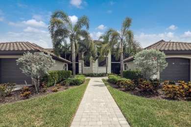 Come and see this immaculately kept 2 bedroom + Den 2nd floor on Lakewood National Golf Club in Florida - for sale on GolfHomes.com, golf home, golf lot