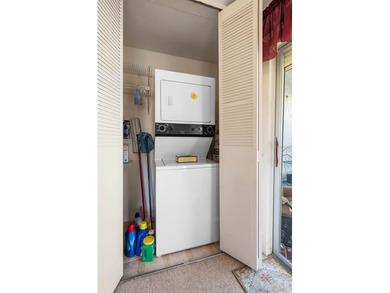 Set on a quiet dead-end street with a lush treelined green space on Sandpiper Golf Club in Florida - for sale on GolfHomes.com, golf home, golf lot