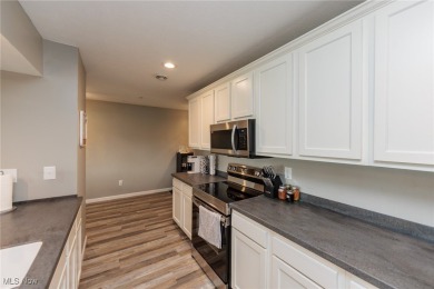 Welcome to this beautiful two-story lofted condo located in the on  in Ohio - for sale on GolfHomes.com, golf home, golf lot