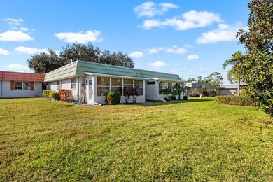 Set on a quiet dead-end street with a lush treelined green space on Sandpiper Golf Club in Florida - for sale on GolfHomes.com, golf home, golf lot