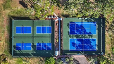 Set on a quiet dead-end street with a lush treelined green space on Sandpiper Golf Club in Florida - for sale on GolfHomes.com, golf home, golf lot