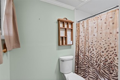Lovely 2 Bedroom, 2 Bathroom mobile home in High Point, a on High Point Golf Club, Inc. in Florida - for sale on GolfHomes.com, golf home, golf lot