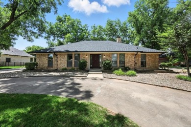 4-Bedroom 3 Full Bathroom Home in an Amenity-Rich Gated on Pecan Plantation Country Club in Texas - for sale on GolfHomes.com, golf home, golf lot