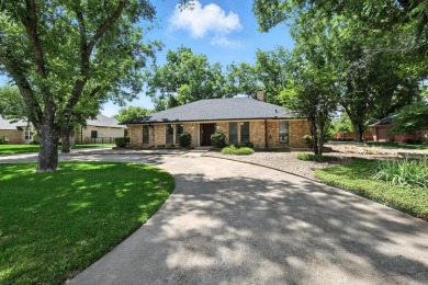4-Bedroom 3 Full Bathroom Home in an Amenity-Rich Gated on Pecan Plantation Country Club in Texas - for sale on GolfHomes.com, golf home, golf lot