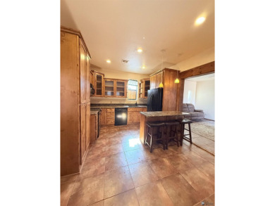 Welcome to this charming 2-bedroom, 2-bath home with 1,335 sq on The Links At Coyote Wash in Alabama - for sale on GolfHomes.com, golf home, golf lot