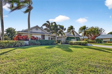 Beautiful 3/2 in desirable Yacht and Country Club. Soaring on Yacht and Country Club in Florida - for sale on GolfHomes.com, golf home, golf lot