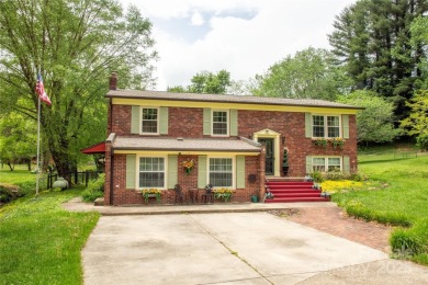 Beautiful 5 bedroom, 2.5 bathroom home nestled off the 17th hole on Lake Junaluska Golf Course in North Carolina - for sale on GolfHomes.com, golf home, golf lot
