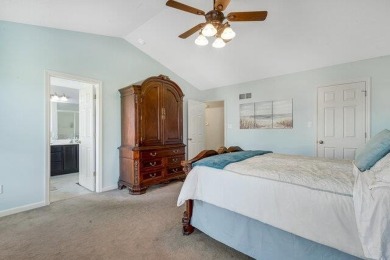 Beautifully maintained ranch in Dardenne Prairie, with finished on The Links At Dardenne in Missouri - for sale on GolfHomes.com, golf home, golf lot