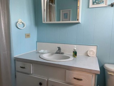 This beautiful Manufactured Home in Hollywood, FL boasts 2 on Orangebrook Golf and Country Club in Florida - for sale on GolfHomes.com, golf home, golf lot