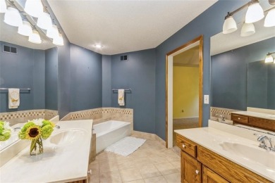 Welcome to resort-style living in the beautiful and highly on Lakewood Oaks Golf Club, Ltd. in Missouri - for sale on GolfHomes.com, golf home, golf lot