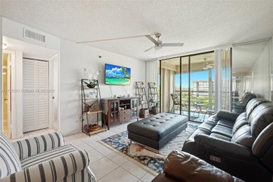 Welcome to this freshly painted, move-in ready 2-bedroom on Pembroke Lakes Golf Club in Florida - for sale on GolfHomes.com, golf home, golf lot
