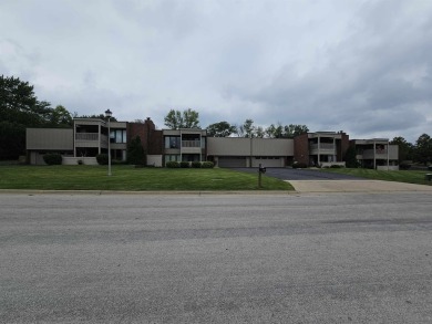 WOW, what a location & what a view of Sunnyside golf course on Sunnyside Country Club in Iowa - for sale on GolfHomes.com, golf home, golf lot