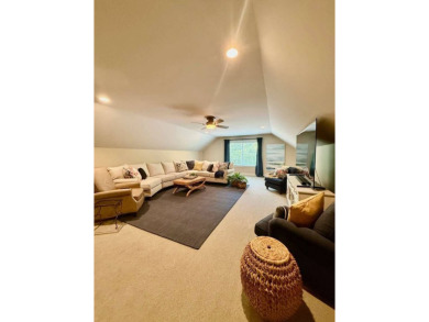 Live Where Luxury Meets Lifestyle! This stunning 5BR/3BA custom on The Summit Country Club in Kentucky - for sale on GolfHomes.com, golf home, golf lot