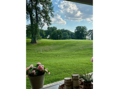 Live Where Luxury Meets Lifestyle! This stunning 5BR/3BA custom on The Summit Country Club in Kentucky - for sale on GolfHomes.com, golf home, golf lot