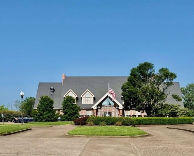 Live Where Luxury Meets Lifestyle! This stunning 5BR/3BA custom on The Summit Country Club in Kentucky - for sale on GolfHomes.com, golf home, golf lot